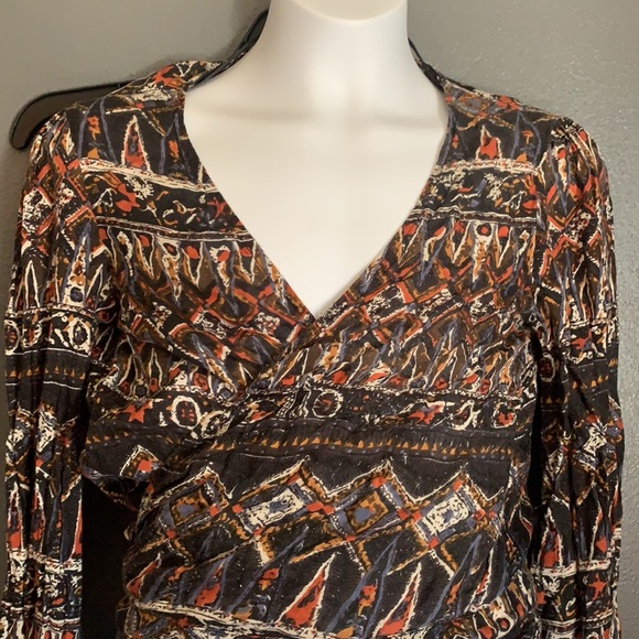 Volcom Wrap Blouse - Picture 2 of 4